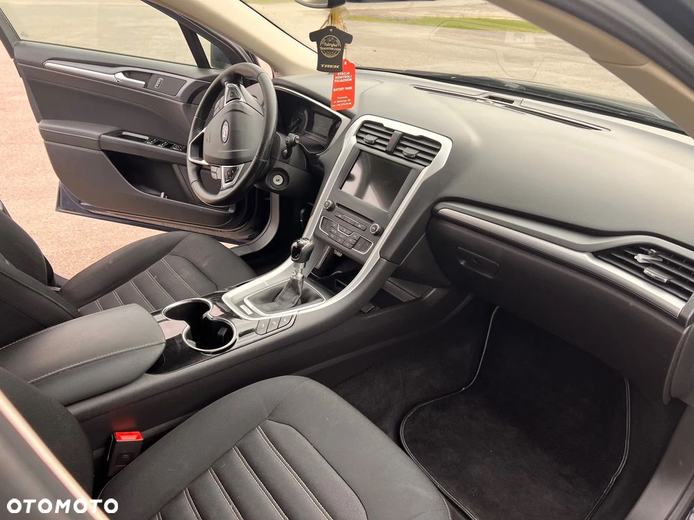 Ford Mondeo - 16