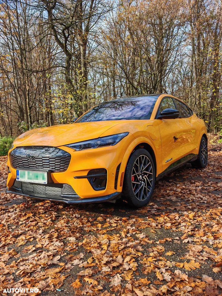 Ford Mustang Mach-E AWD GT - 1