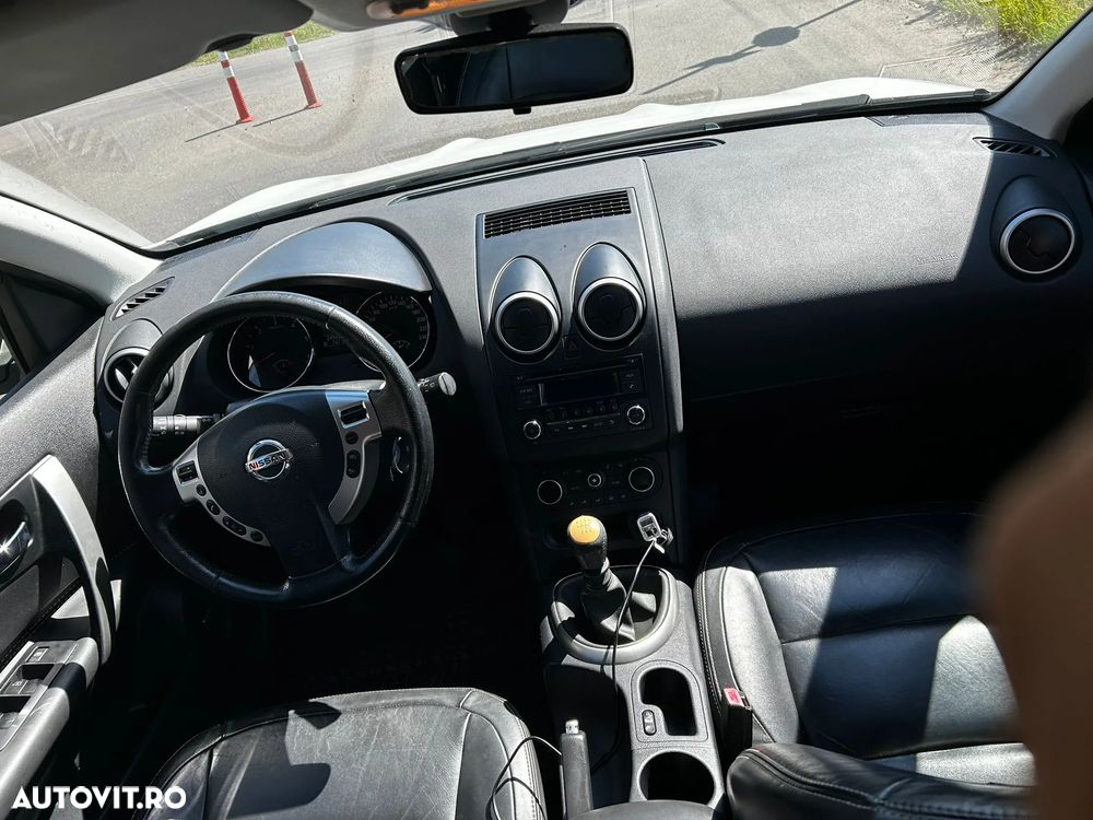 Nissan Qashqai 1.6 DCI Start/Stop Tekna - 11