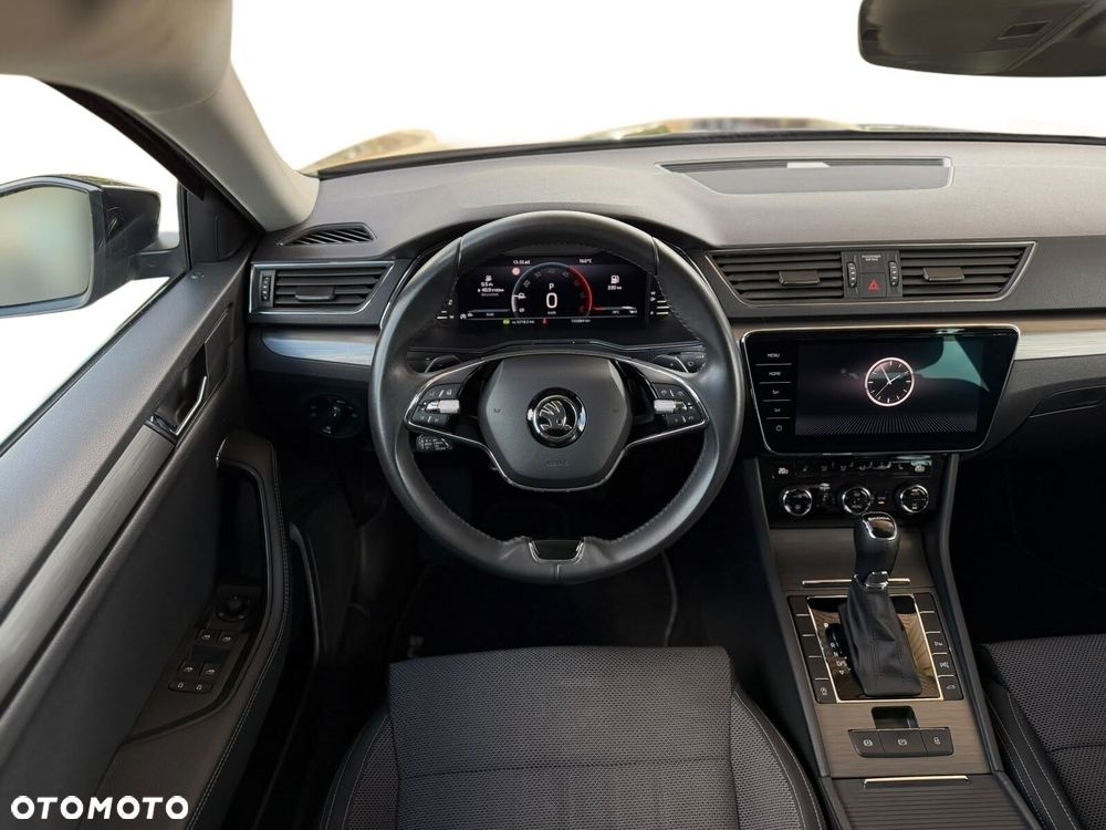 Skoda Superb 2.0 TDI SCR Style DSG - 19