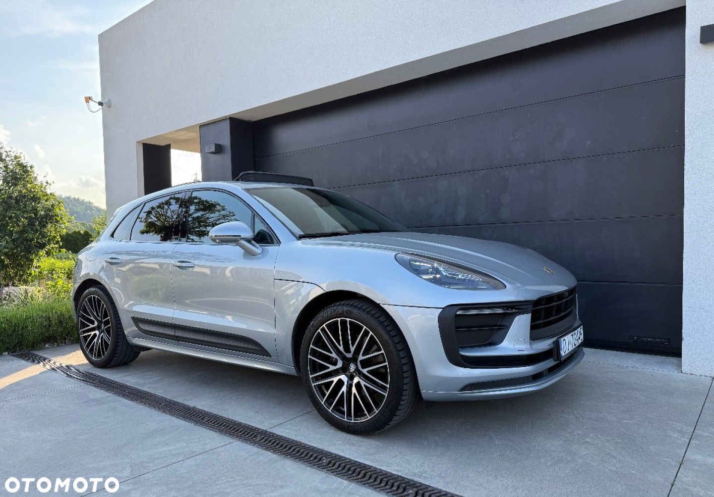 Porsche Macan T - 13