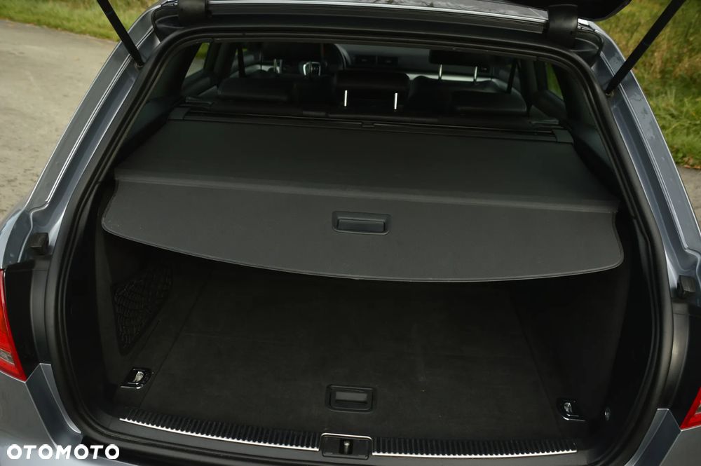 Audi A4 Avant 1.8T - 10