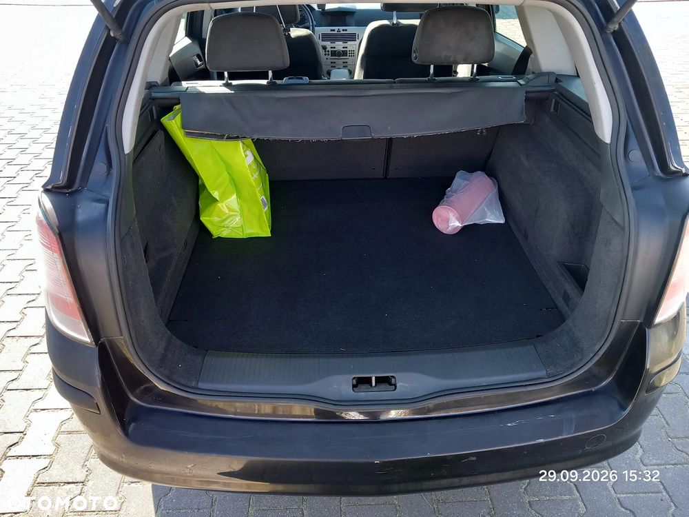 Opel Astra - 16
