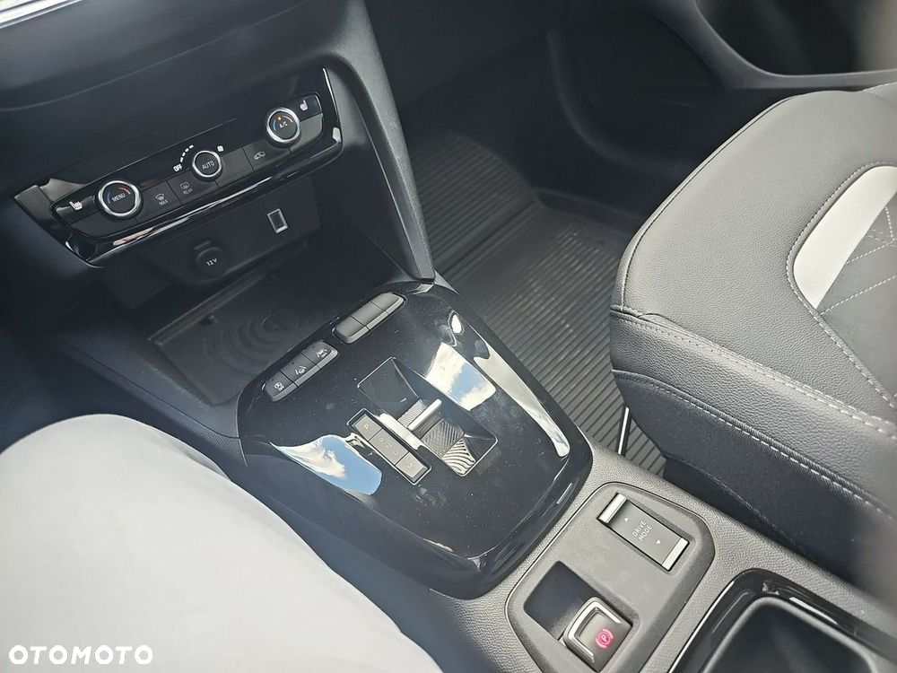 Opel Corsa - 16