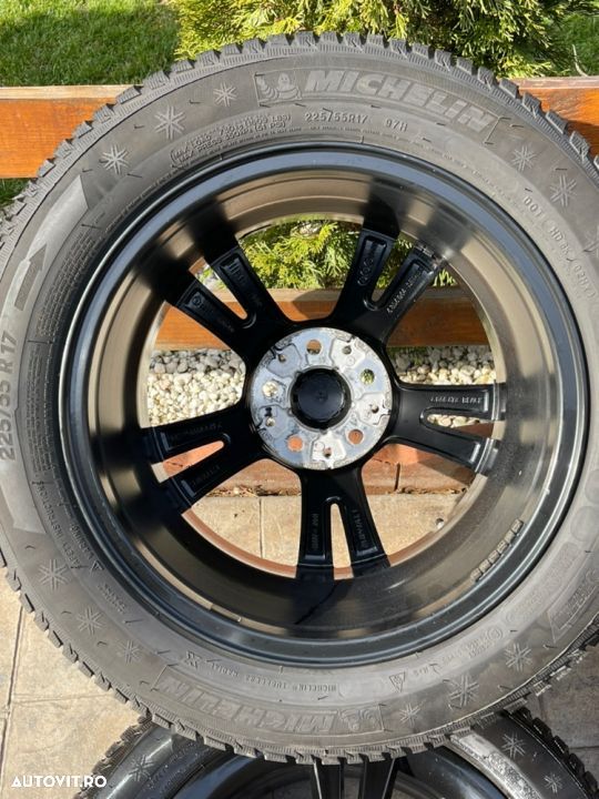 Jante Bmw X1, X2, 17 inch originale, cu anvelope Michelin - 9