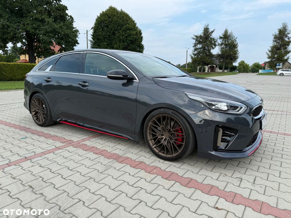Kia ProCeed 1.6 T-GDI GT DCT - 29