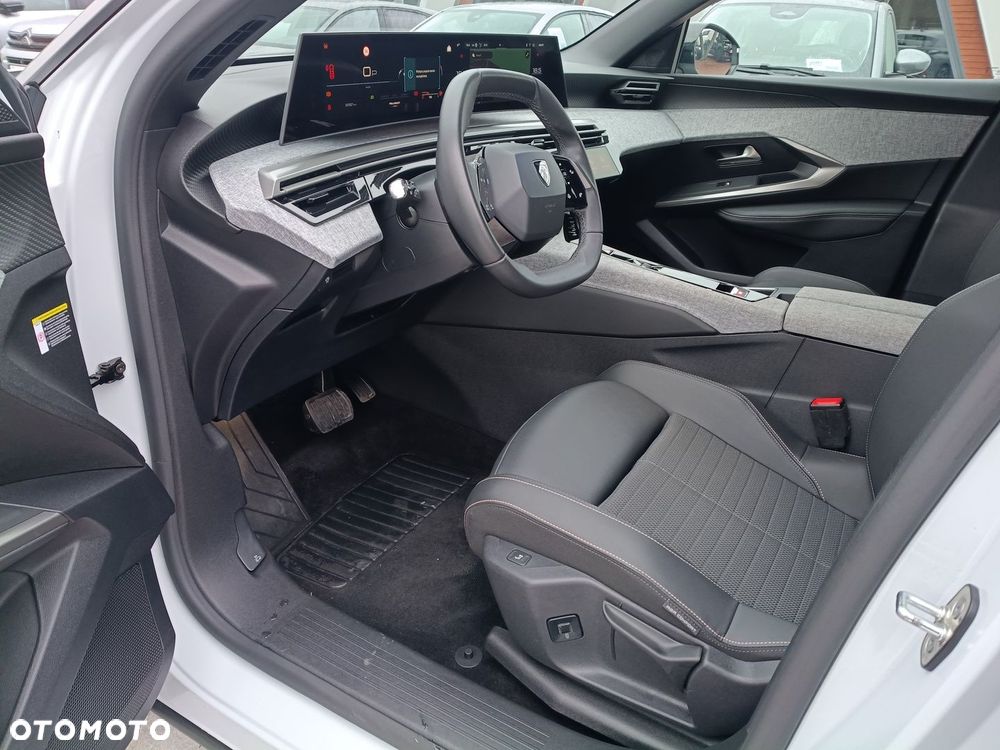 Peugeot 5008 - 3