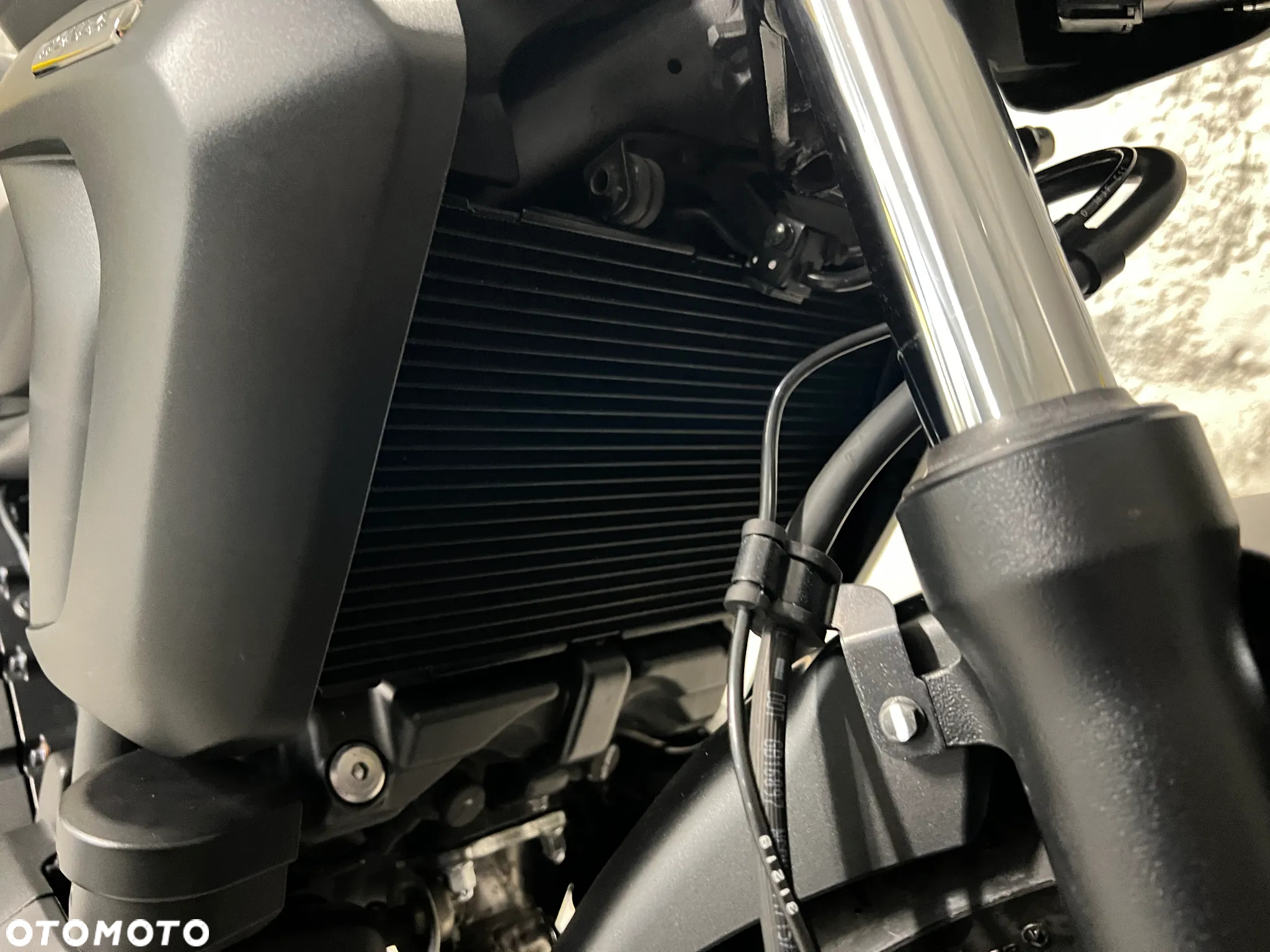 Honda CTX - 11