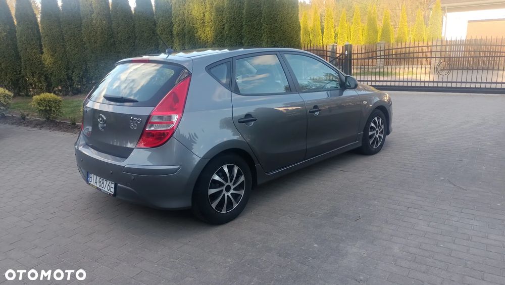 Hyundai i30 1.4 Edition 20 - 9