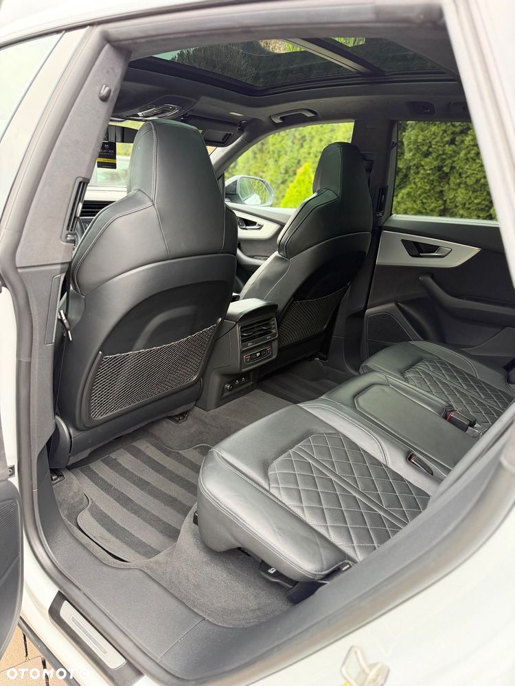 Audi Q8 55 TFSIe quattro tiptronic competition plus - 7