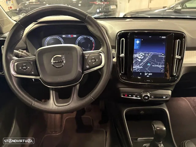 Volvo XC 40 2.0 D3 Momentum Plus - 13