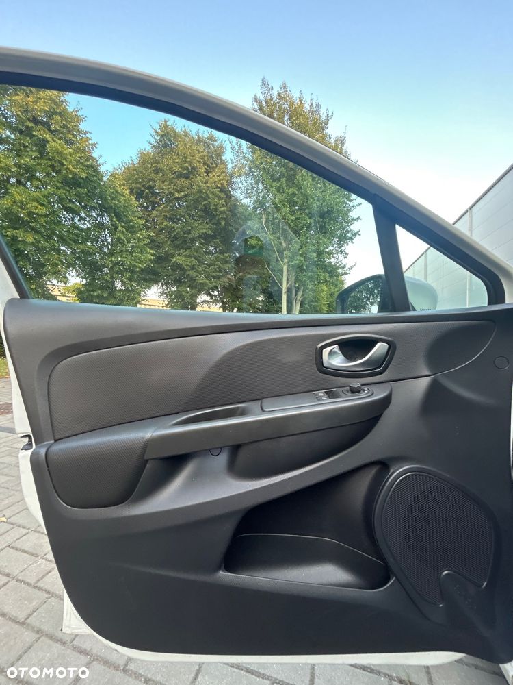 Renault Clio 1.5 dCi Energy Intens - 10