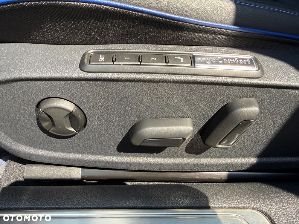 Volkswagen Arteon 2.0 TSI 4Motion R DSG - 41