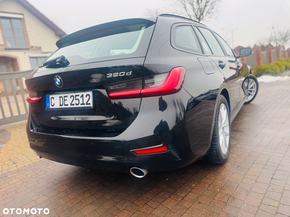 BMW Seria 3 320d Sport Line Shadow - 30