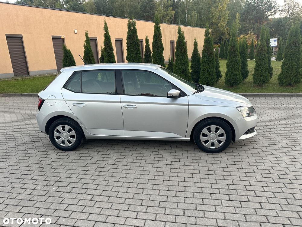Skoda Fabia - 4