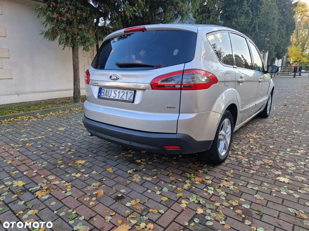 Ford S-Max 2.0 TDCi DPF Ambiente - 13