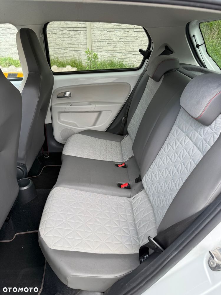 Volkswagen up! (BlueMotion Technology) beats - 16