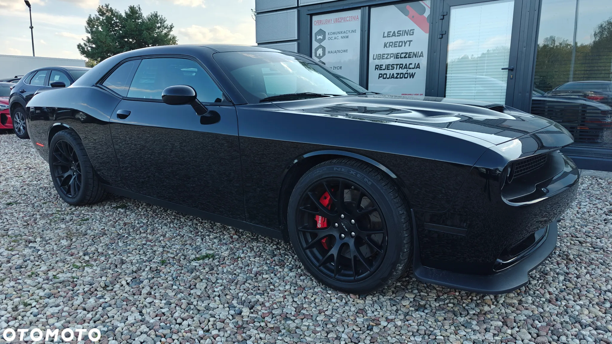 Dodge Challenger - 9