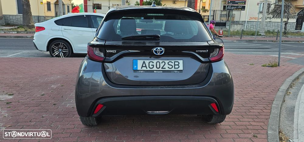Toyota Yaris 1.5 HDF Comfort Plus - 10