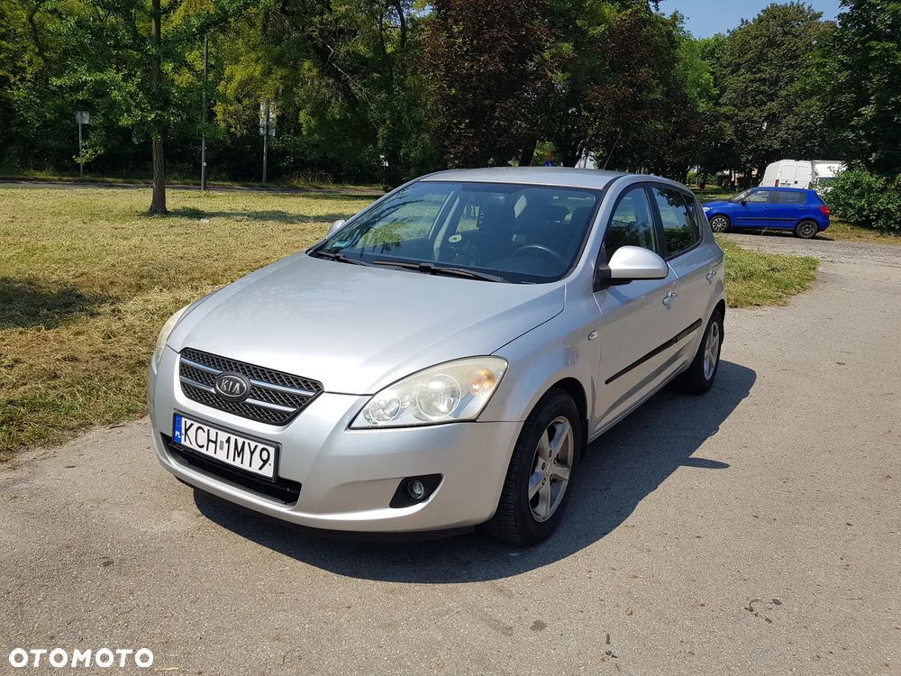 Kia Ceed 1.4 Comfort + - 1
