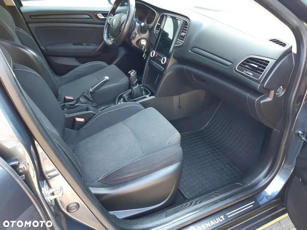 Renault Megane ENERGY TCe 100 LIMITED - 18