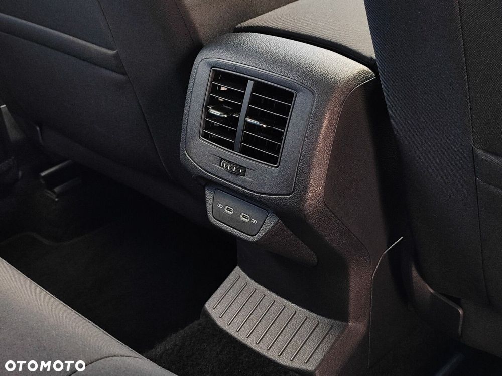 Volkswagen T-Roc 1.5 TSI Life DSG - 15