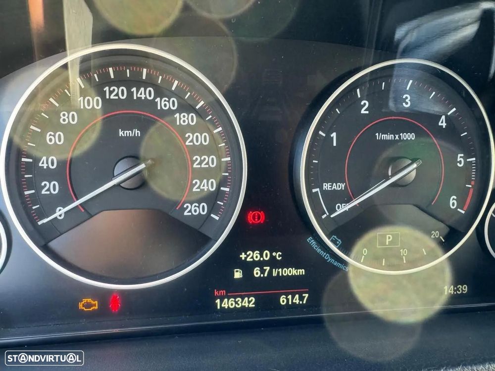 BMW 318 d Line Sport Auto - 12