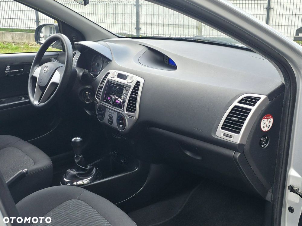 Hyundai i20 - 9