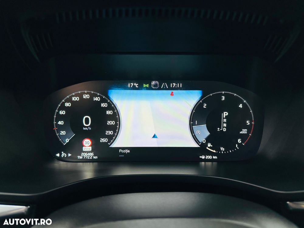 Volvo XC 60 D4 Geartronic Momentum Pro - 22