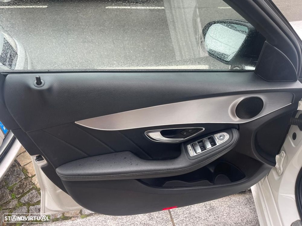 Mercedes-Benz C 220 d AMG Line - 32