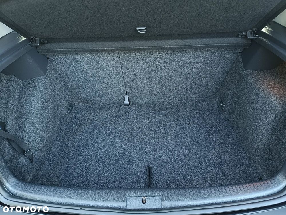 Volkswagen Golf 1.4 Edition - 28