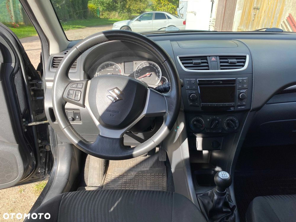 Suzuki Swift - 6