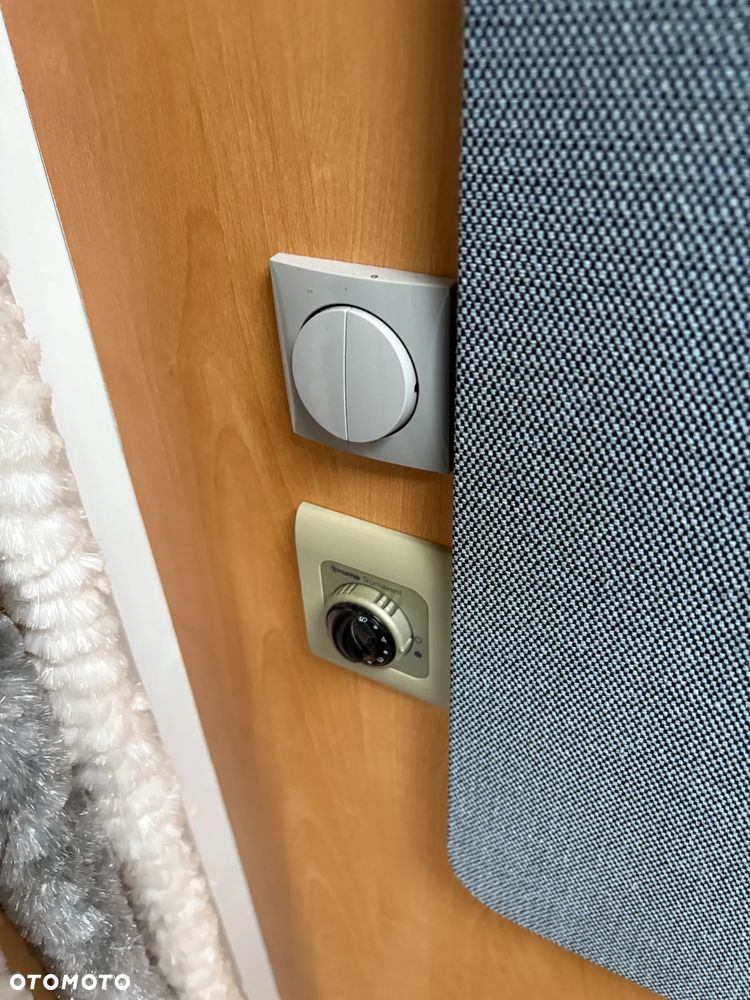 KNAUS 495 comfort - 17