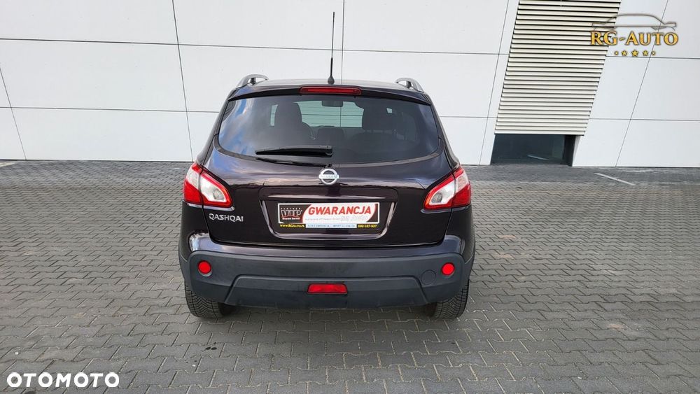 Nissan Qashqai - 11