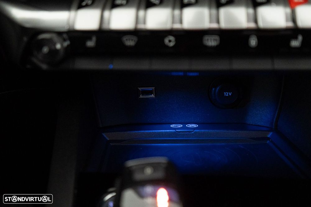 Peugeot 5008 1.6 BlueHDi Allure EAT6 J18 - 30