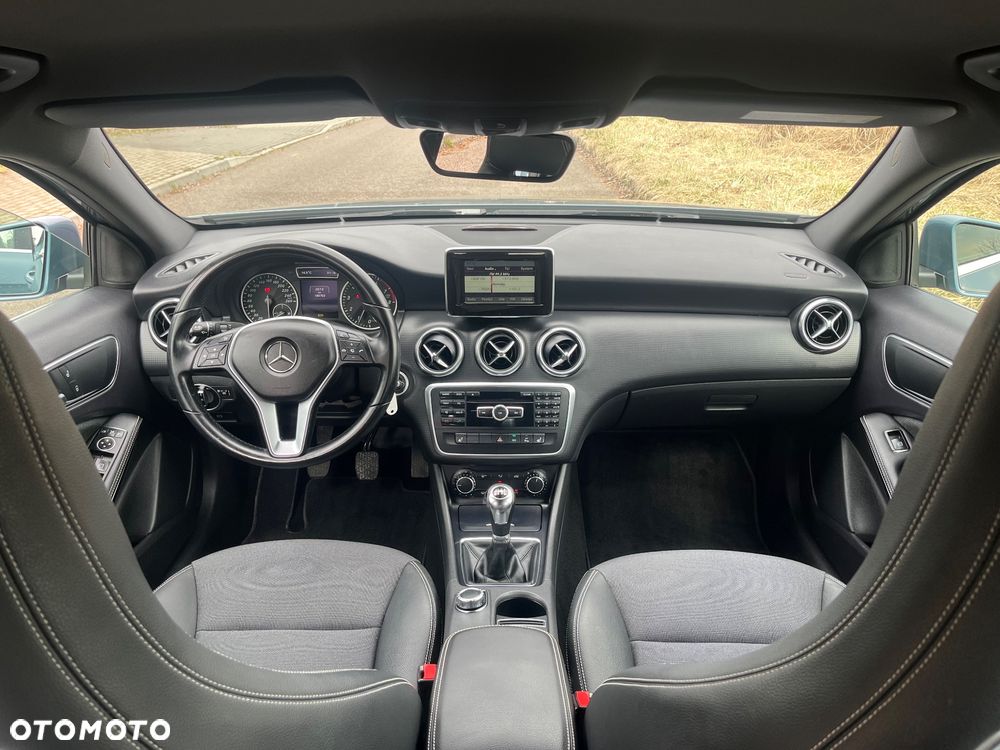 Mercedes-Benz Klasa A 180 Activity Edition - 17