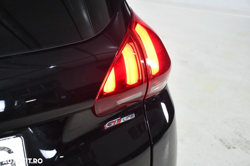 Peugeot 2008 1.2 PureTech Turbo EAT6 S&S GT-Line - 11