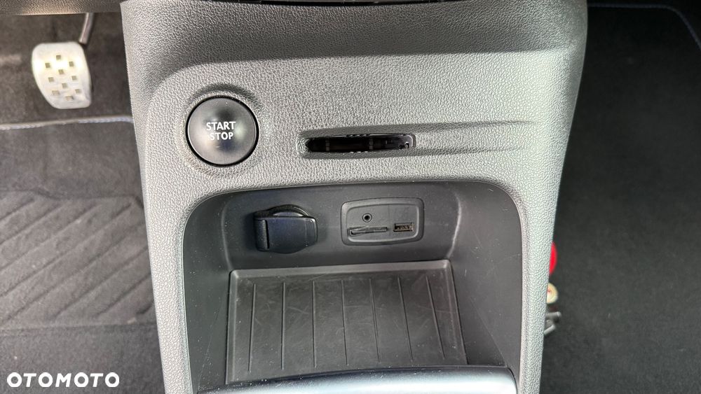 Renault Captur - 19