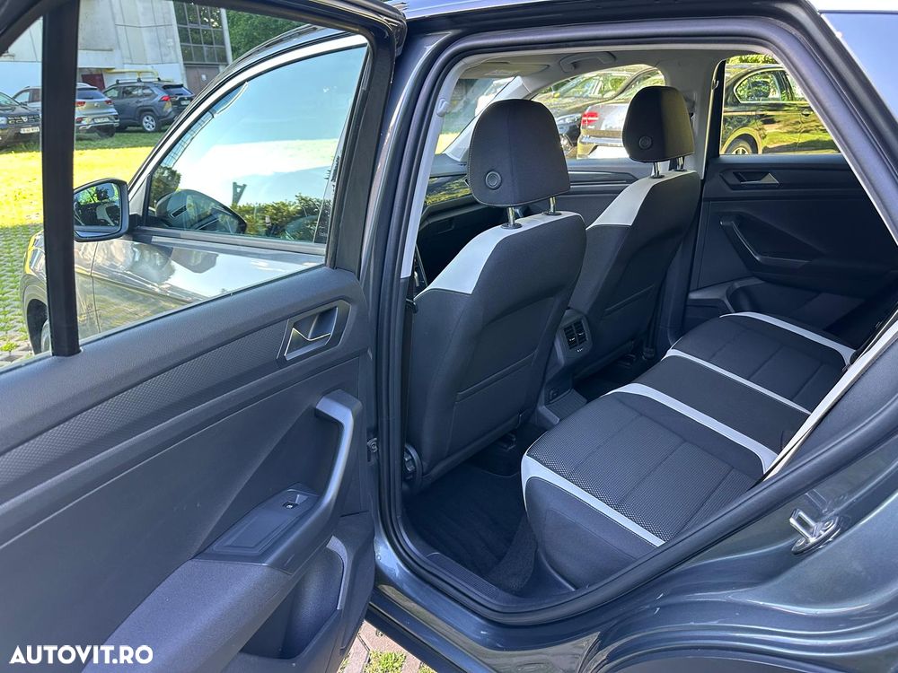 Volkswagen T-Roc 2.0 TDI SCR 4MOTION DSG Sport - 17