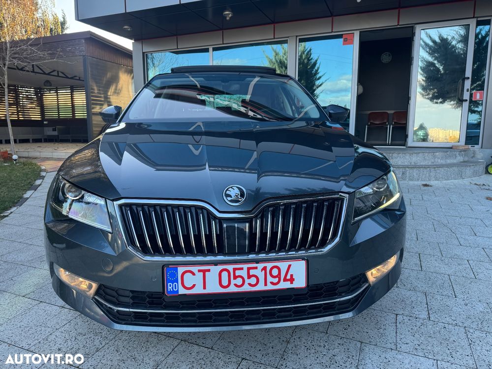 Skoda Superb 2.0 TDI DSG Premium Edition - 25