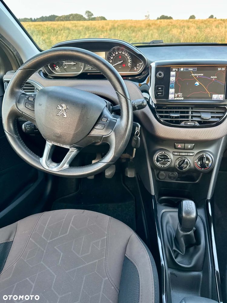 Peugeot 2008 PureTech 82 Urban Move - 5
