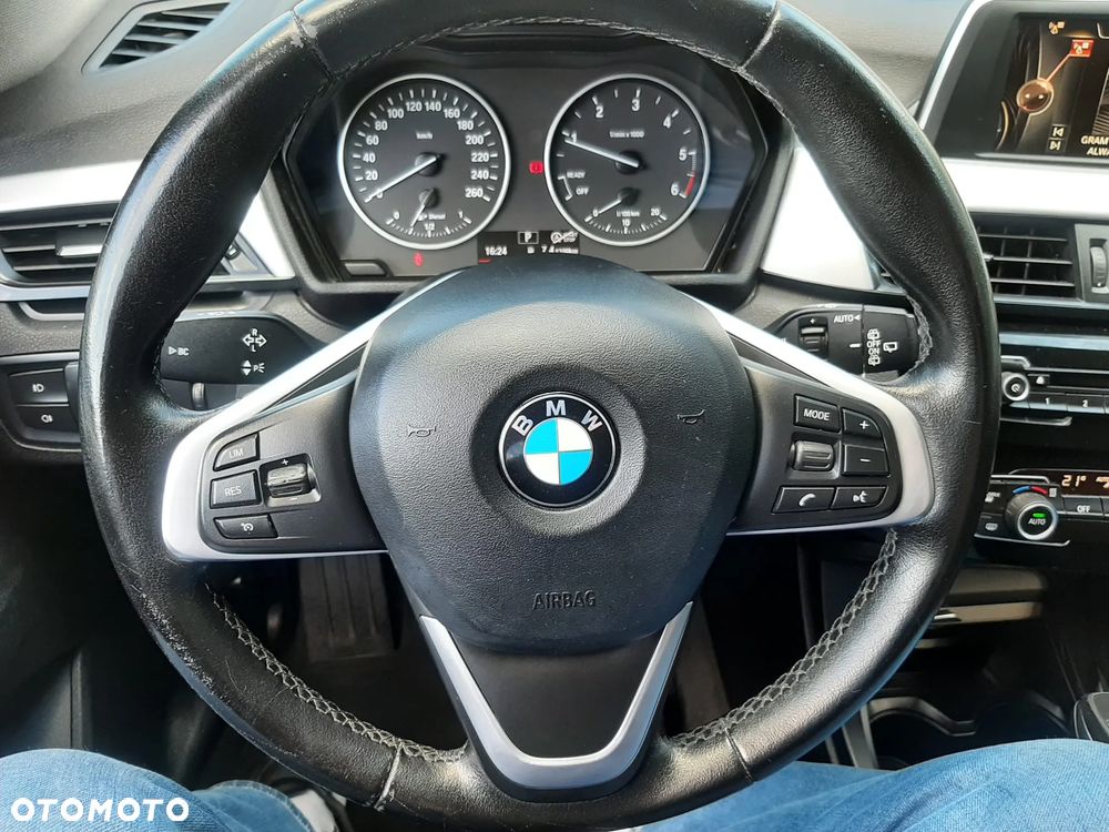 BMW X1 xDrive18d Advantage - 17