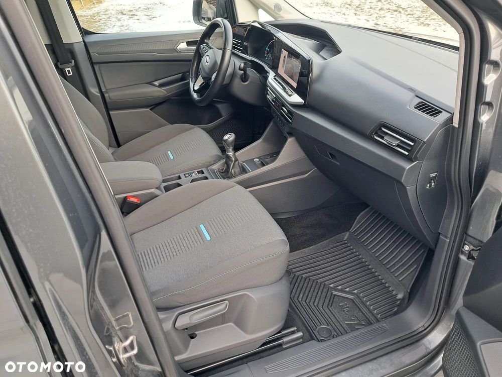 Ford Tourneo Connect Grand - 18