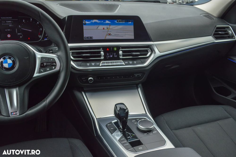 BMW Seria 3 318d Aut. Advantage - 35