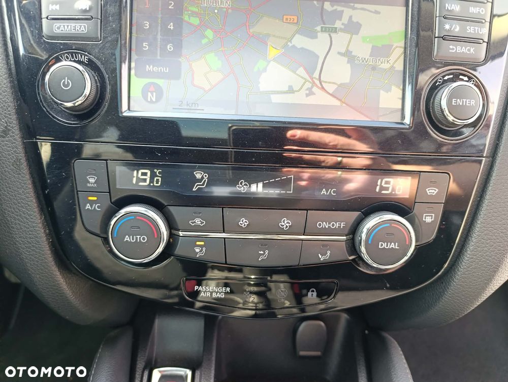 Nissan Qashqai 1.2 DIG-T N-Connecta - 17
