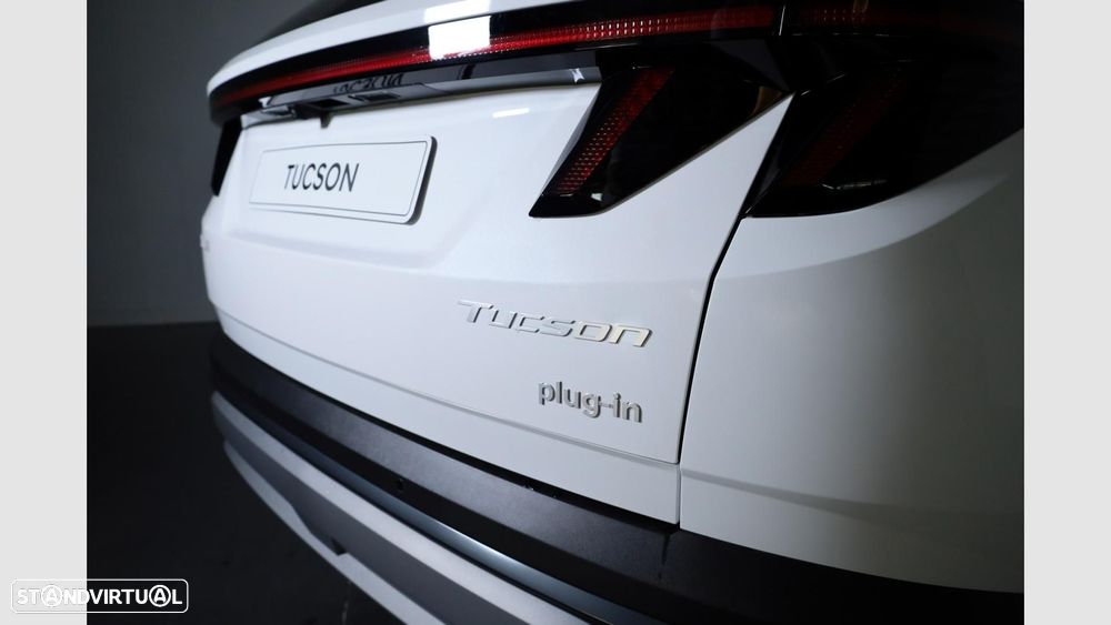 Hyundai Tucson 1.6 T-GDI PHEV e-Vanguard + TT - 23