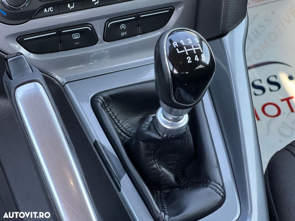 Ford Focus 1.6 EcoBoost Start Stop Titanium - 16