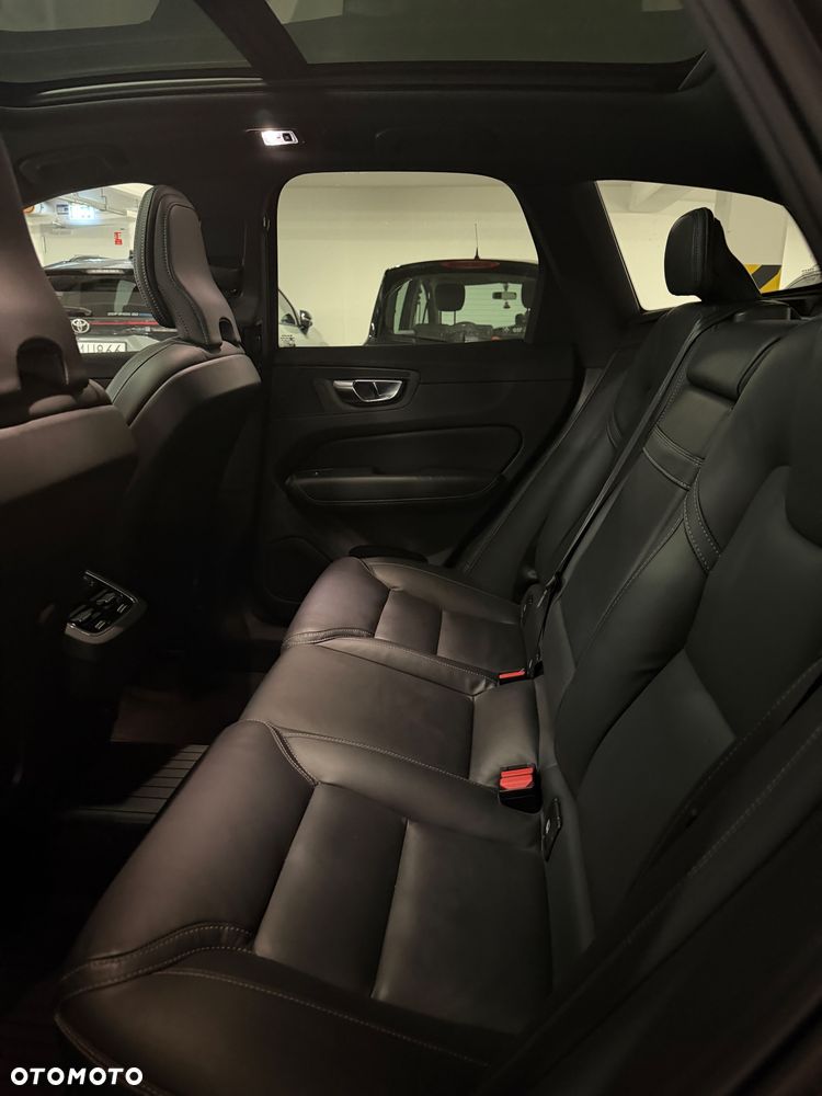 Volvo XC 60 - 36