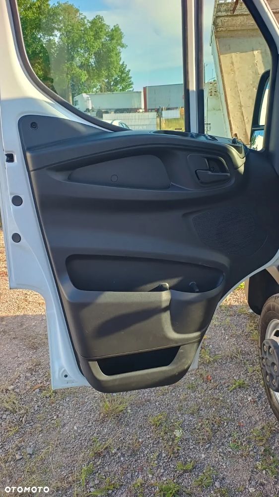 Iveco DAILY 35 - 11