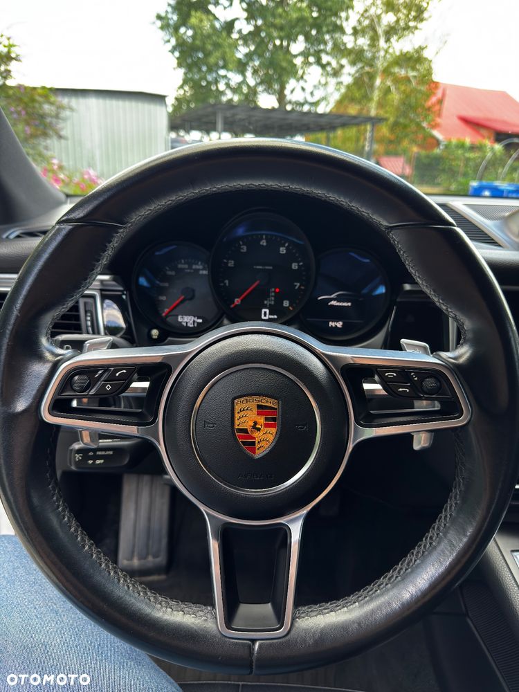 Porsche Macan - 14